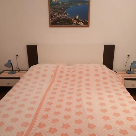 Mar Apartment *