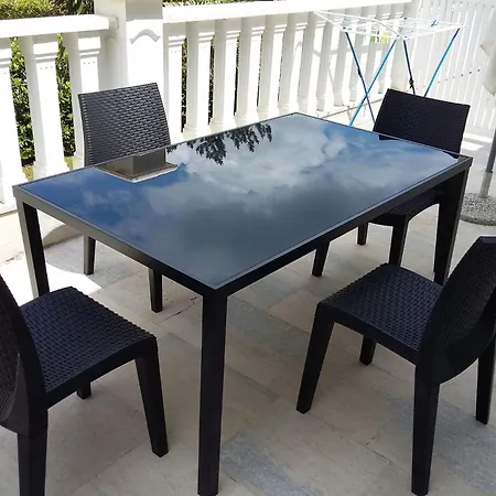 Pondeljak Apartament *