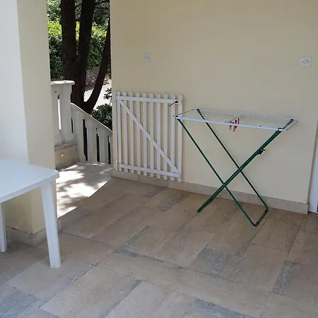 Pondeljak Apartamento Malinska